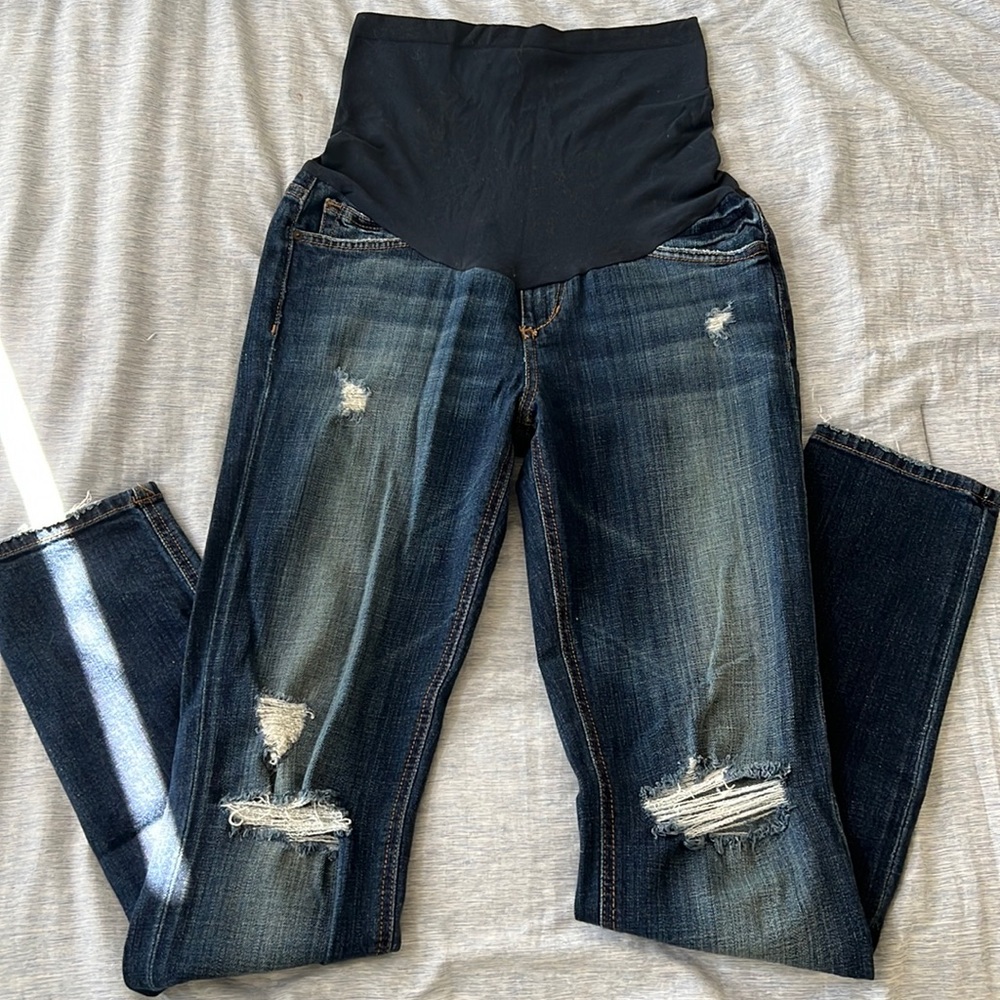 Joe’s straight ankle secret fit maternity jean